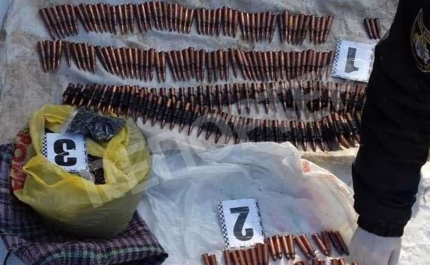Под Павлоградом у жителя Донецкой области изъяли арсенал и наркотики