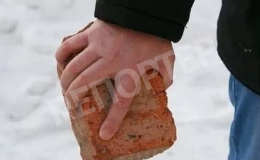 В Павлограде мужчина получил 8 лет за удар кирпичом