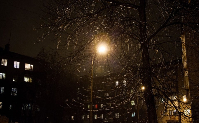 31 грудня вуличне освітлення в Павлограді працюватиме довше