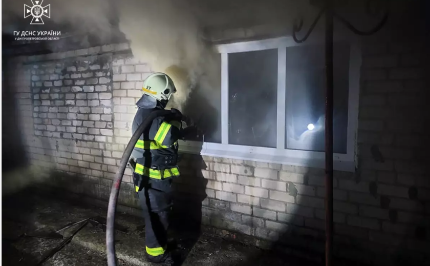 У Павлоградському районі ліквідовано пожежу у житловому будинку