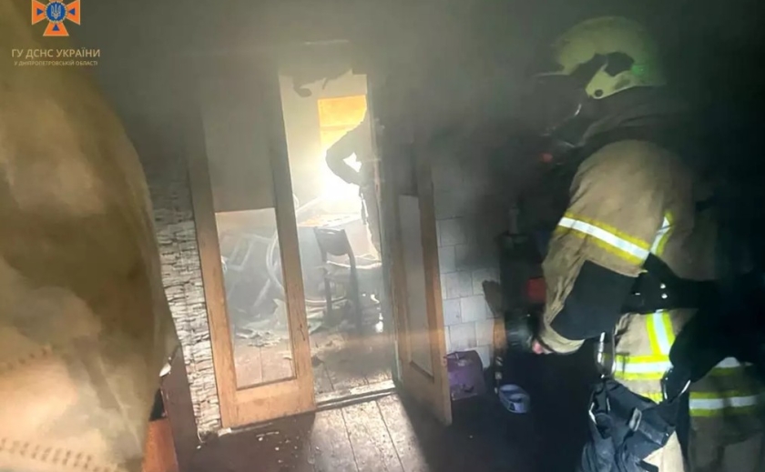 У Павлограді надзвичайники ліквідували пожежу у житловому будинку