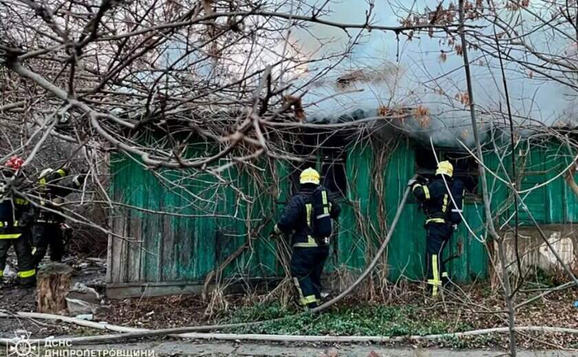 Павлоградські вогнеборці ліквідували загорання житлового будинку